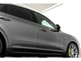 2020 Porsche Cayenne Coupe E Hybrid 4WD SUV for sale, Japanese used car export - photo 20 of 80 | GULJI TRADERS