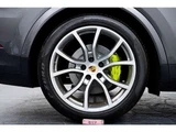 2020 Porsche Cayenne Coupe E Hybrid 4WD SUV for sale, Japanese used car export - photo 73 of 80 | GULJI TRADERS