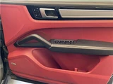 2020 Porsche Cayenne Coupe Hybrid Sport SUV for sale, Japanese used car export - photo 24 of 51 | GULJI TRADERS