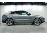 2020 Porsche Cayenne Coupe E Hybrid 4WD SUV for sale, Japanese used car export - photo 4 of 41 | GULJI TRADERS