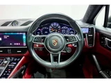 2020 Porsche Cayenne Coupe E Hybrid 4WD SUV for sale, Japanese used car export - photo 15 of 41 | GULJI TRADERS