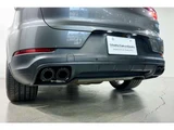 2020 Porsche Cayenne Coupe E Hybrid 4WD SUV for sale, Japanese used car export - photo 38 of 41 | GULJI TRADERS