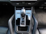 2020 Porsche Cayenne Coupe Hybrid Coupe SUV for sale, Japanese used car export - photo 6 of 9 | GULJI TRADERS