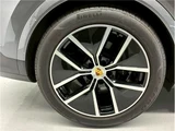 2023 Porsche Cayenne Coupe E- Hybrid SUV for sale, Japanese used car export - photo 12 of 80 | GULJI TRADERS
