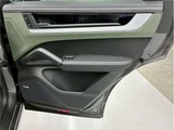 2023 Porsche Cayenne Coupe E- Hybrid SUV for sale, Japanese used car export - photo 56 of 80 | GULJI TRADERS
