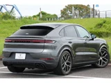 2023 Porsche Cayenne Coupe Hybrid Coupe SUV for sale, Japanese used car export - photo 6 of 9 | GULJI TRADERS