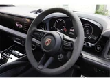 2024 Porsche Cayenne Coupe Coupe Sport SUV for sale, Japanese used car export - photo 31 of 39 | GULJI TRADERS