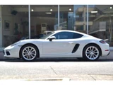 2016 Porsche Cayman PDK Coupe for sale, Japanese used car export - photo 2 of 38 | GULJI TRADERS