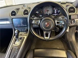 2017 Porsche Cayman Coupe for sale, Japanese used car export - photo 22 of 28 | GULJI TRADERS