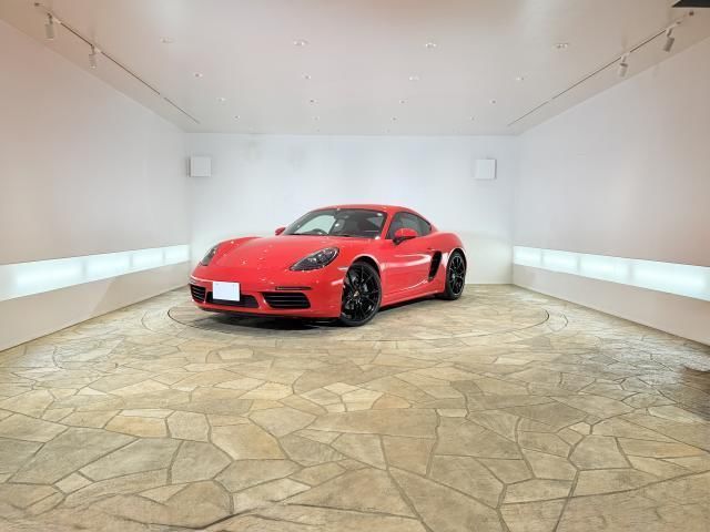 2017 Porsche Cayman Coupe for sale, Japanese used car export - photo 1 of 9 | GULJI TRADERS
