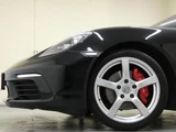 2017 Porsche Cayman Coupe for sale, Japanese used car export - photo 5 of 9 | GULJI TRADERS