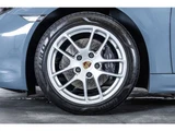2018 Porsche Cayman 2.0 Coupe for sale, Japanese used car export - photo 21 of 61 | GULJI TRADERS