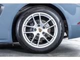 2018 Porsche Cayman 2.0 Coupe for sale, Japanese used car export - photo 22 of 61 | GULJI TRADERS