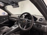 2018 Porsche Cayman Coupe for sale, Japanese used car export - photo 4 of 9 | GULJI TRADERS
