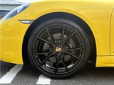 2020 Porsche Cayman Sport Coupe for sale, Japanese used car export - photo 44 of 47 | GULJI TRADERS