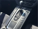 2021 Porsche Macan SUV for sale, Japanese used car export - photo 17 of 31 | GULJI TRADERS