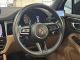 2022 Porsche Macan PDK 4WD SUV for sale, Japanese used car export - photo 17 of 47 | GULJI TRADERS