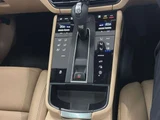 2022 Porsche Macan PDK 4WD SUV for sale, Japanese used car export - photo 29 of 47 | GULJI TRADERS