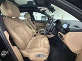 2022 Porsche Macan PDK 4WD SUV for sale, Japanese used car export - photo 35 of 47 | GULJI TRADERS