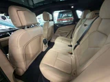 2022 Porsche Macan PDK 4WD SUV for sale, Japanese used car export - photo 45 of 47 | GULJI TRADERS