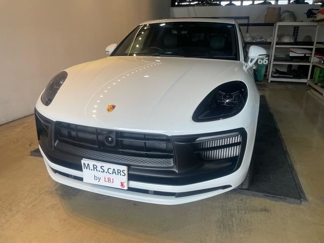 2022 Porsche Macan SUV for sale, Japanese used car export | GULJI TRADERS
