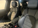 2022 Porsche Macan SUV for sale, Japanese used car export - photo 18 of 39 | GULJI TRADERS
