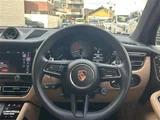 2022 Porsche Macan S 4WD SUV for sale, Japanese used car export - photo 6 of 22 | GULJI TRADERS