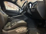2022 Porsche Macan GTS 4WD SUV for sale, Japanese used car export - photo 21 of 24 | GULJI TRADERS