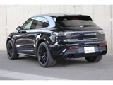 2022 Porsche Macan SUV for sale, Japanese used car export - photo 6 of 37 | GULJI TRADERS