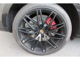 2022 Porsche Macan SUV for sale, Japanese used car export - photo 13 of 37 | GULJI TRADERS