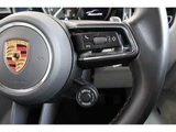 2022 Porsche Macan SUV for sale, Japanese used car export - photo 26 of 37 | GULJI TRADERS