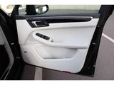 2022 Porsche Macan SUV for sale, Japanese used car export - photo 29 of 37 | GULJI TRADERS