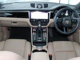 2022 Porsche Macan SUV for sale, Japanese used car export - photo 2 of 9 | GULJI TRADERS