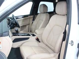 2022 Porsche Macan SUV for sale, Japanese used car export - photo 8 of 9 | GULJI TRADERS