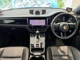 2022 Porsche Macan SUV for sale, Japanese used car export - photo 3 of 9 | GULJI TRADERS