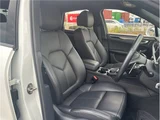 2023 Porsche Macan 4WD SUV for sale, Japanese used car export - photo 7 of 37 | GULJI TRADERS