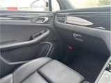 2023 Porsche Macan 4WD SUV for sale, Japanese used car export - photo 27 of 37 | GULJI TRADERS