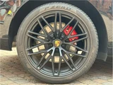 2024 Porsche Macan 4WD SUV for sale, Japanese used car export - photo 19 of 59 | GULJI TRADERS