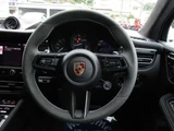 2024 Porsche Macan GTS PDK 4WD GTS Sport SR SUV for sale, Japanese used car export - photo 13 of 42 | GULJI TRADERS