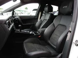 2024 Porsche Macan GTS PDK 4WD GTS Sport SR SUV for sale, Japanese used car export - photo 28 of 42 | GULJI TRADERS