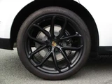 2024 Porsche Macan GTS PDK 4WD GTS Sport SR SUV for sale, Japanese used car export - photo 38 of 42 | GULJI TRADERS