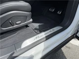 2025 Porsche Macan Electric 4S SUV for sale, Japanese used car export - photo 36 of 53 | GULJI TRADERS
