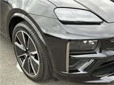 2025 Porsche Macan Electric Turbo SUV for sale, Japanese used car export - photo 10 of 52 | GULJI TRADERS