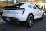 2025 Porsche Macan Electric Turbo SUV for sale, Japanese used car export - photo 5 of 21 | GULJI TRADERS