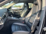 2011 Porsche Panamera 4S Sedan for sale, Japanese used car export - photo 21 of 39 | GULJI TRADERS