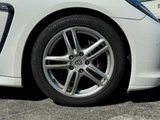 2011 Porsche Panamera 4 Sedan for sale, Japanese used car export - photo 7 of 41 | GULJI TRADERS