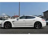 2011 Porsche Panamera Turbo Sport Sedan for sale, Japanese used car export - photo 36 of 64 | GULJI TRADERS