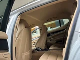 2011 Porsche Panamera 4 PDK 4WD Sedan for sale, Japanese used car export - photo 23 of 26 | GULJI TRADERS