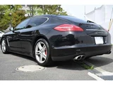 2011 Porsche Panamera S Sedan for sale, Japanese used car export - photo 4 of 9 | GULJI TRADERS