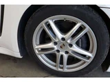 2012 Porsche Panamera 3.6 PDK Sedan for sale, Japanese used car export - photo 9 of 36 | GULJI TRADERS